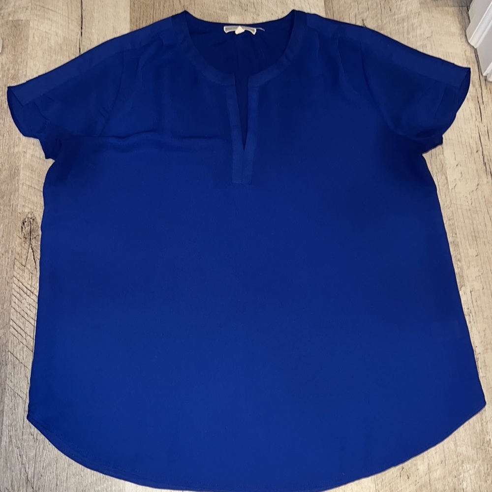 Elegant Blue Women's Top - Picture 6 of 6
